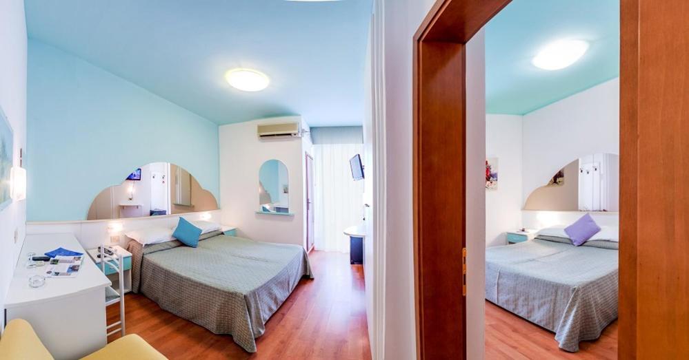 Hotel Victoria Bibione Exterior foto